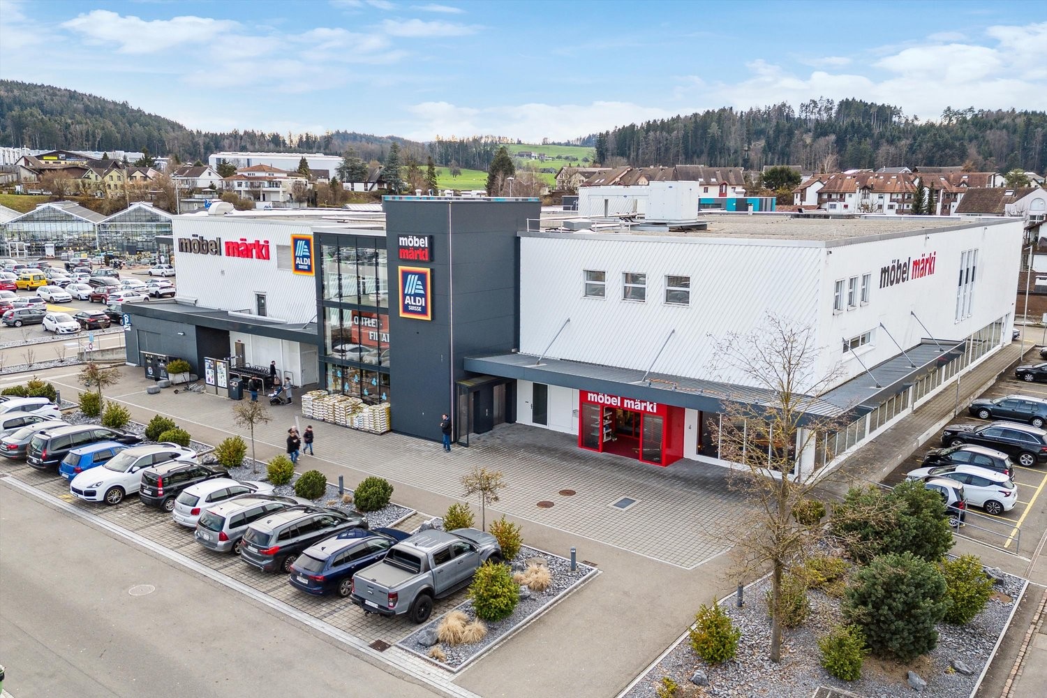 412m² negozio