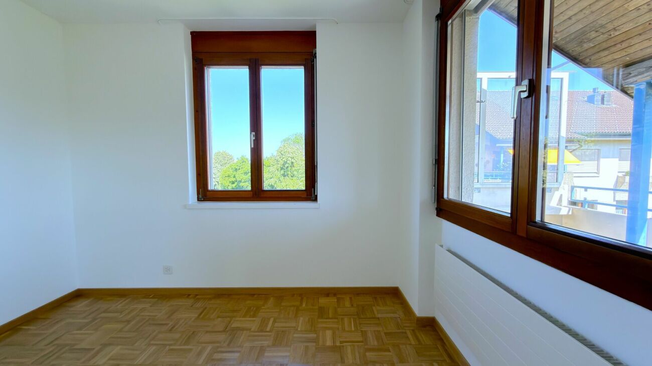 5 rooms apartment