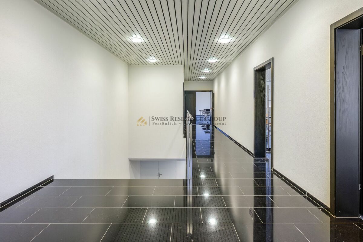 378m² commerciale