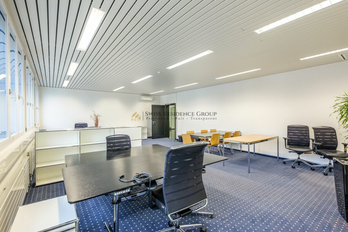 378m² commerciale