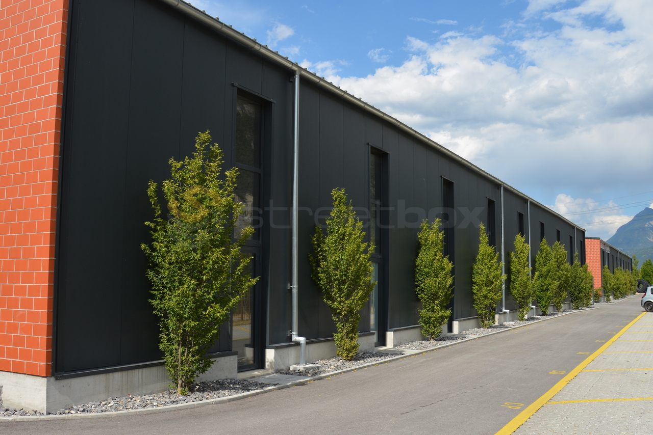 60m² commerciale
