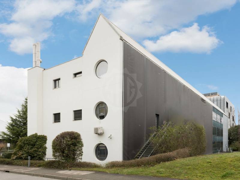 Oggetto industriale di 1200m²