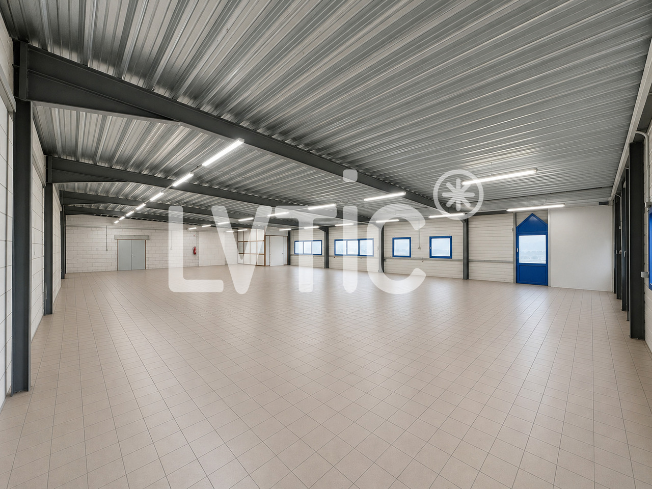 795m² atelier