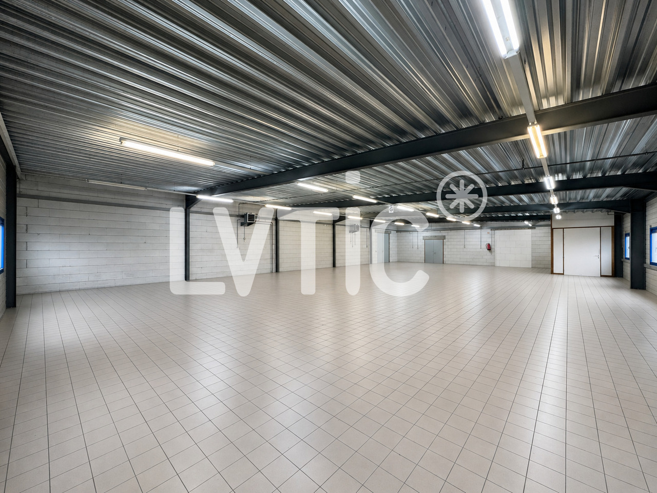 795m² atelier