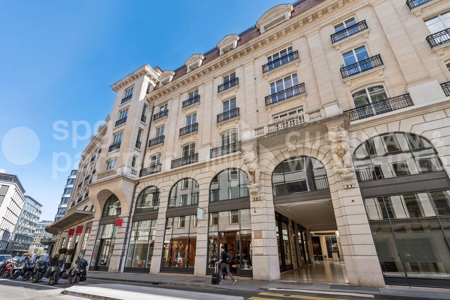 335m² Büro