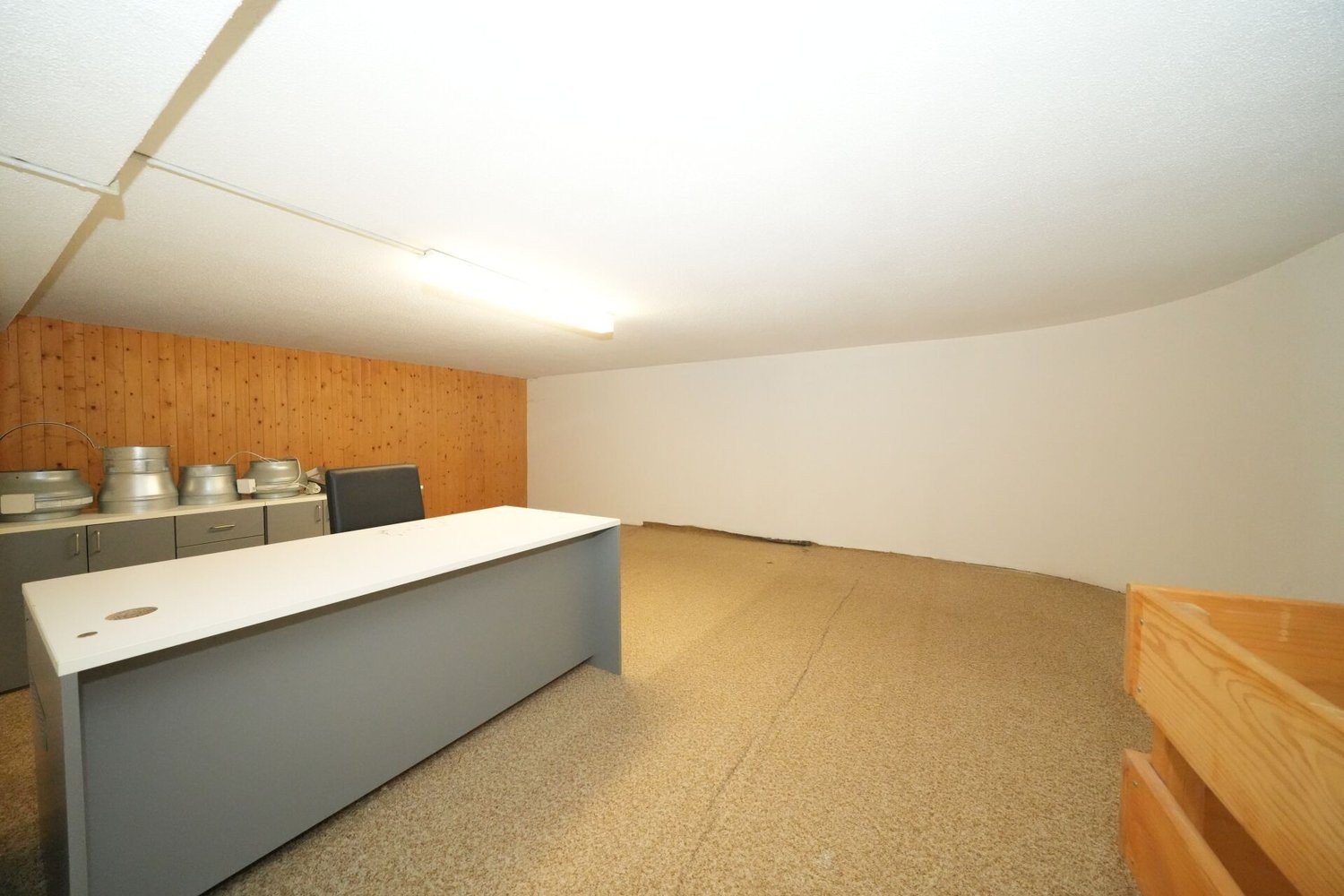 140m² negozio