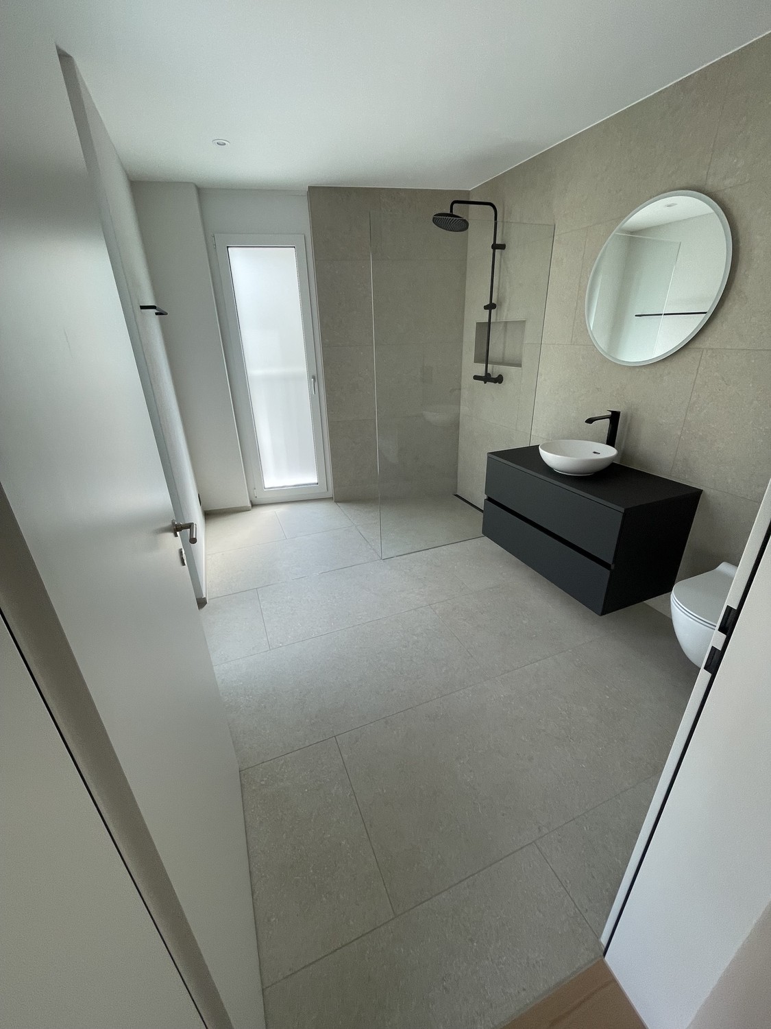 48m² office