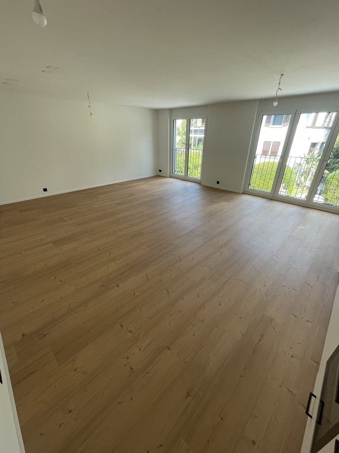 48m² office