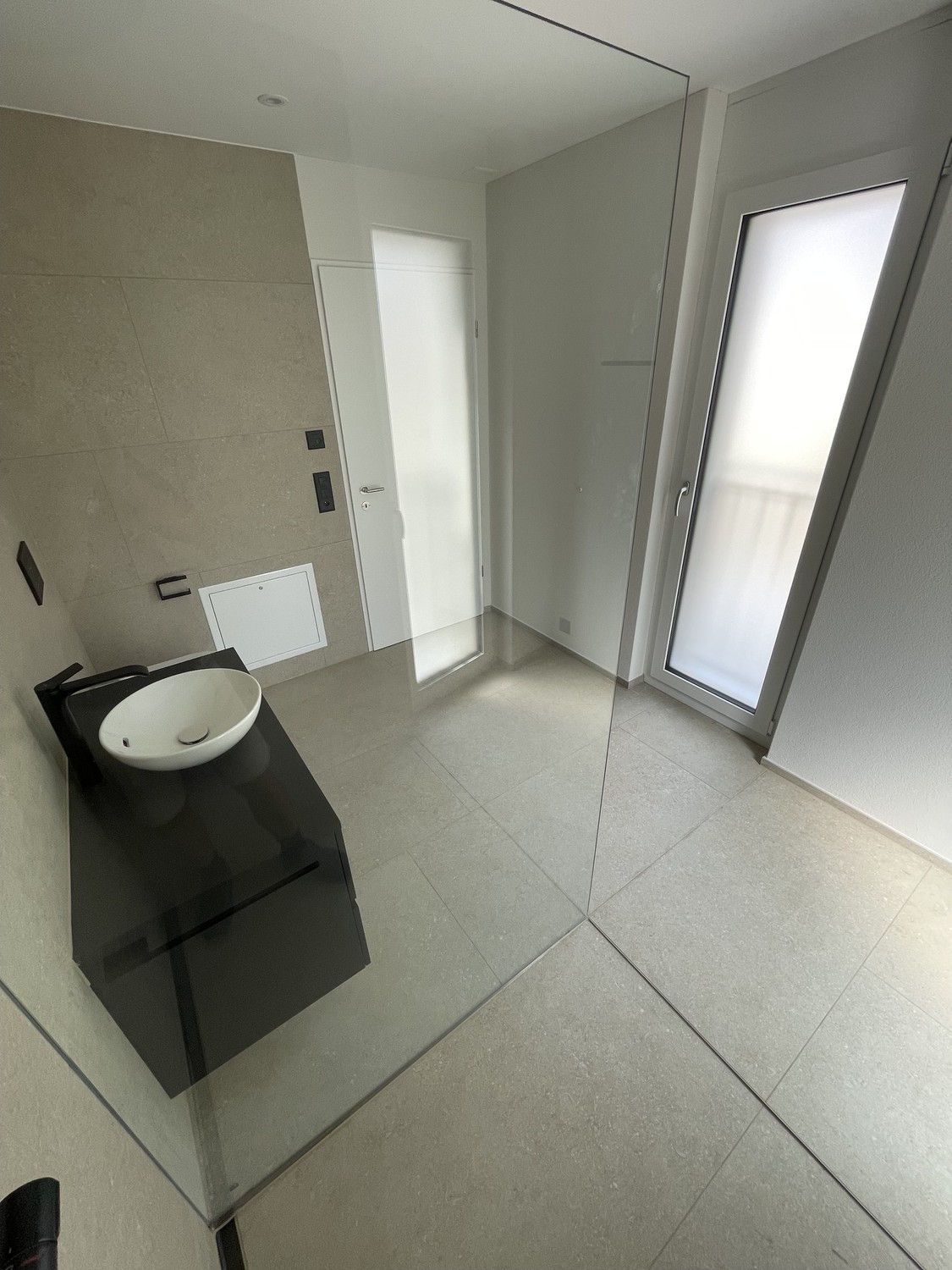 48m² office
