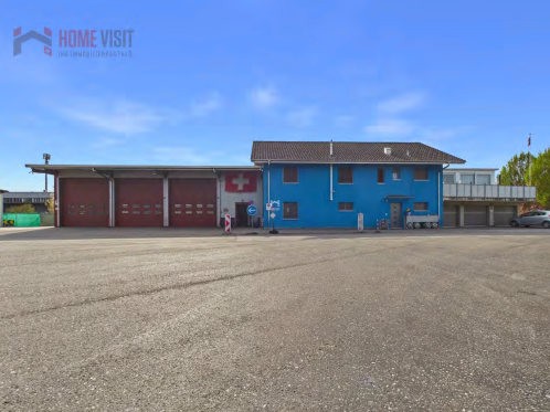 800m² commercial
