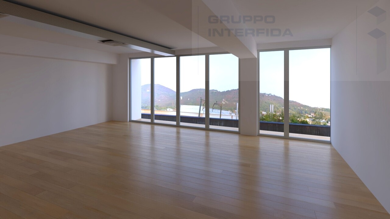 280m² office