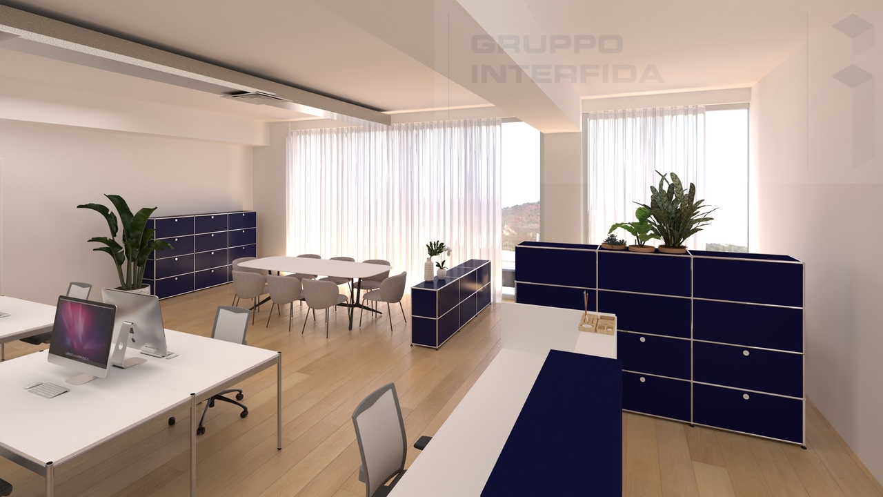 280m² office