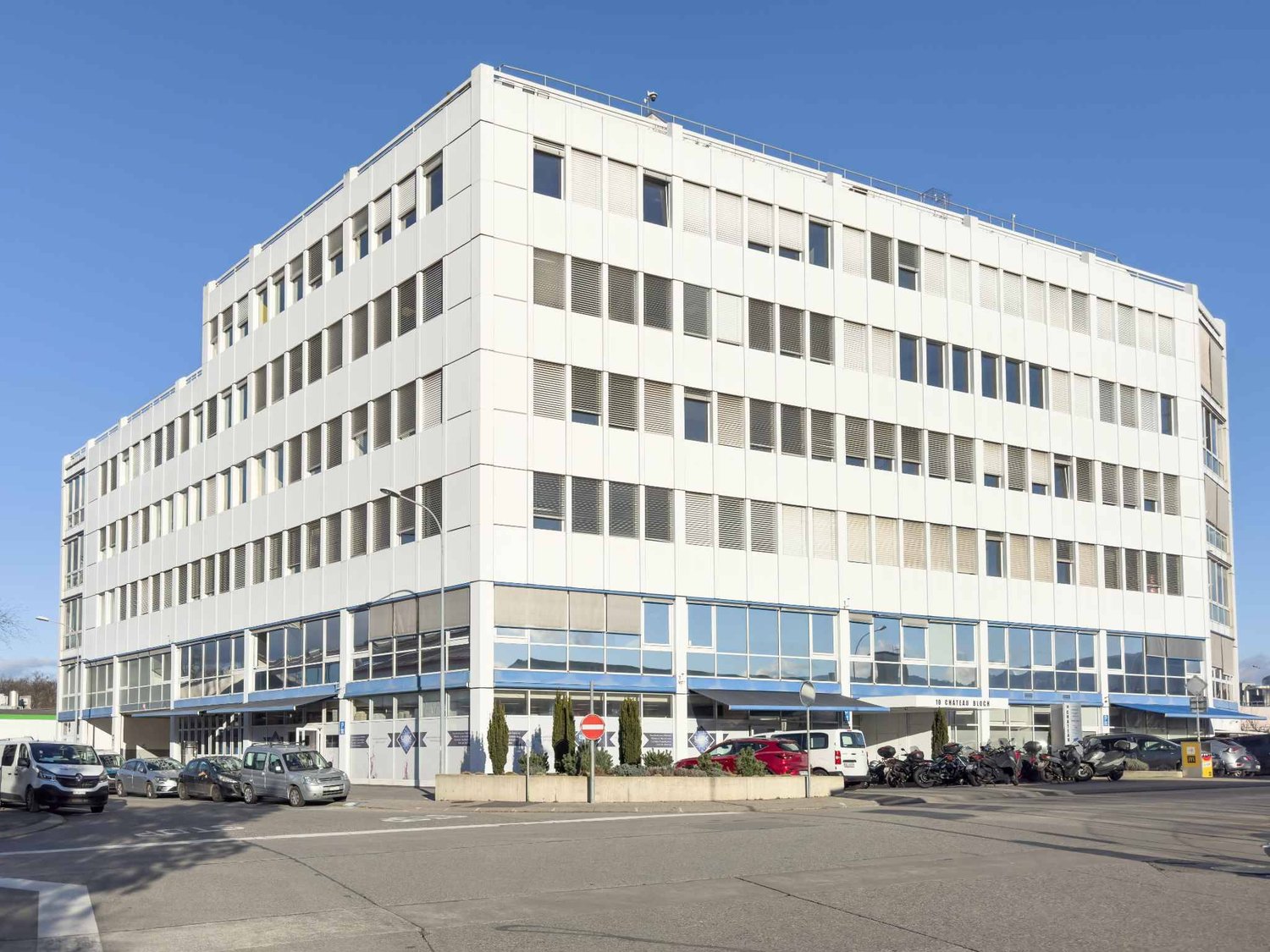 180m² commerciale