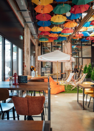 297m² restaurant