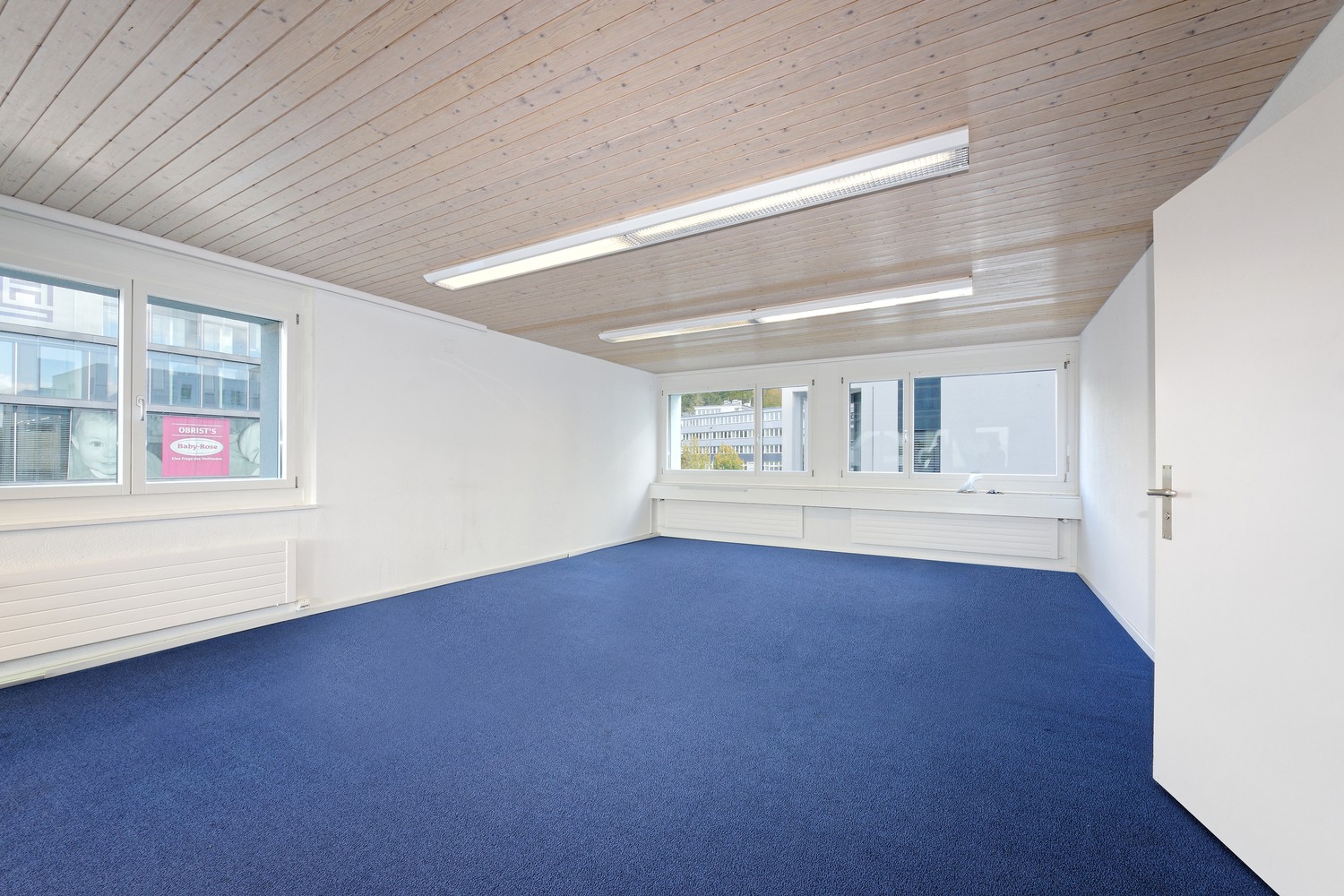 28-726m² ufficio