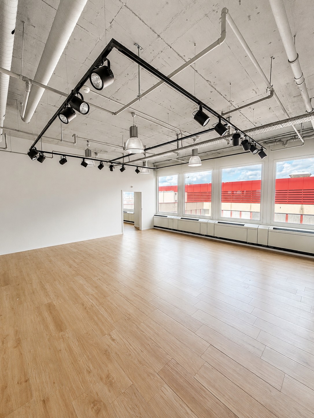 550m² commerciale