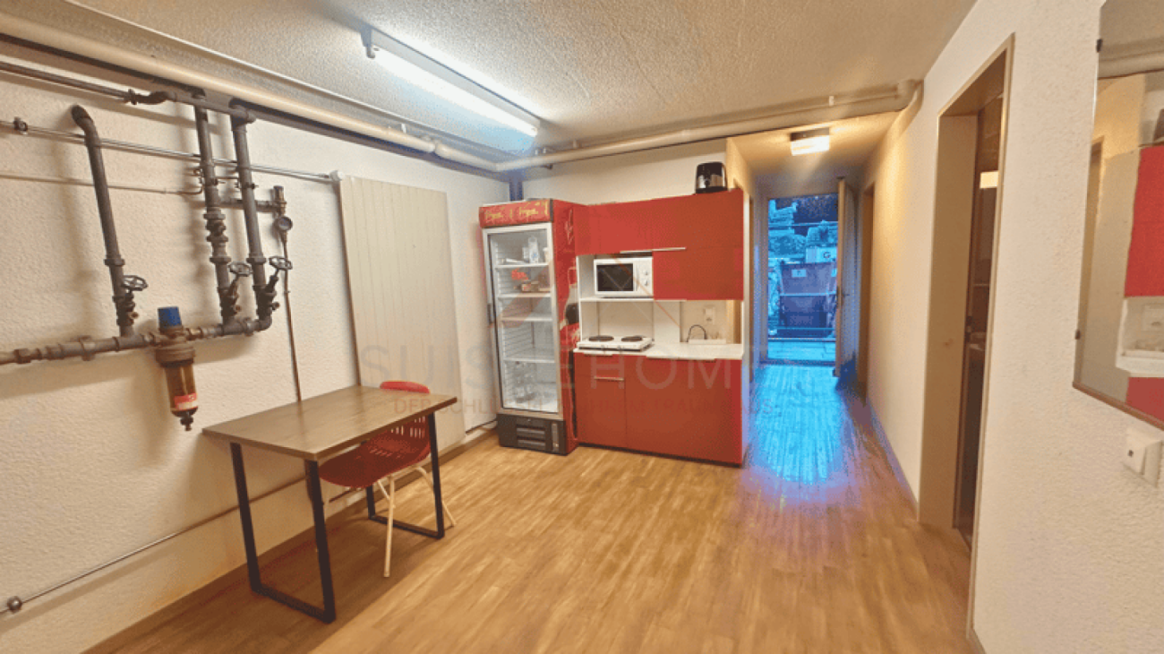 1 room single room