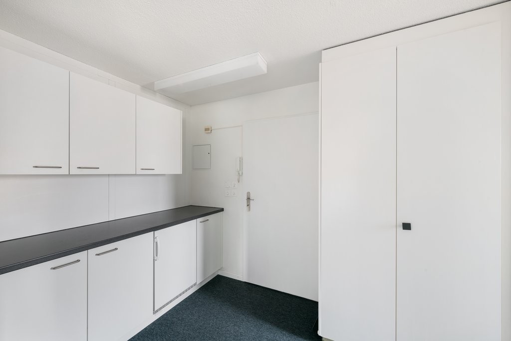 84m² bureau
