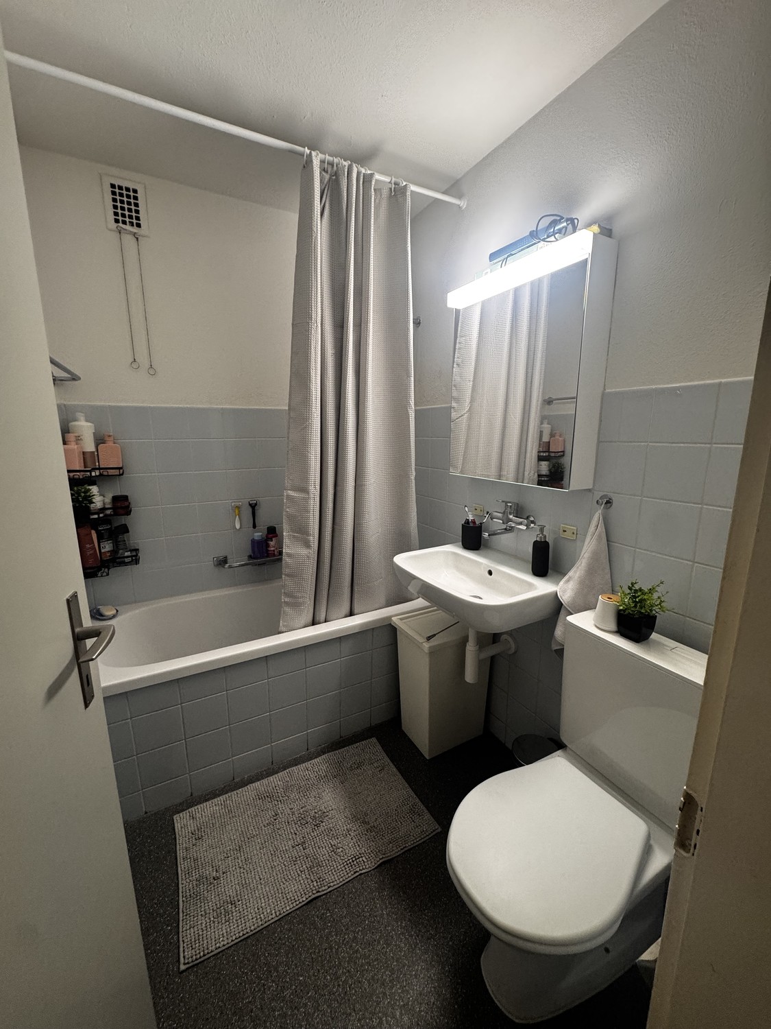 3 rooms apartment