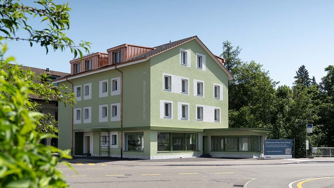 84m² shop