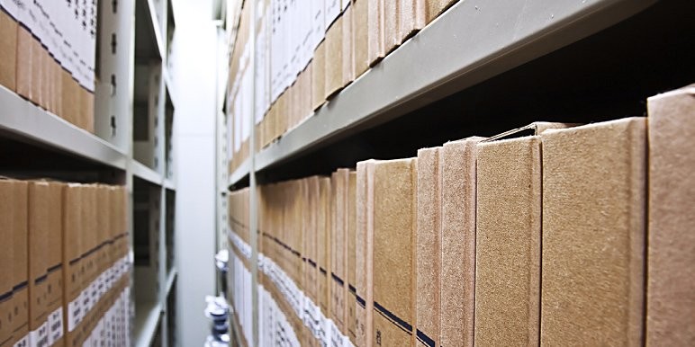 1249m² storage room