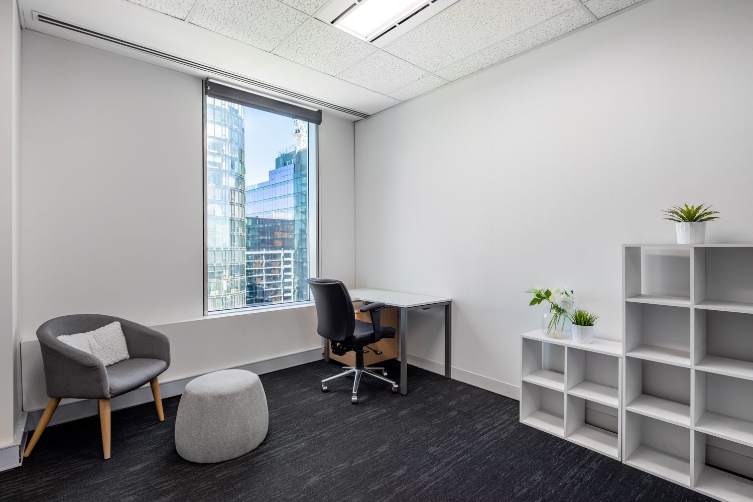 50m² office
