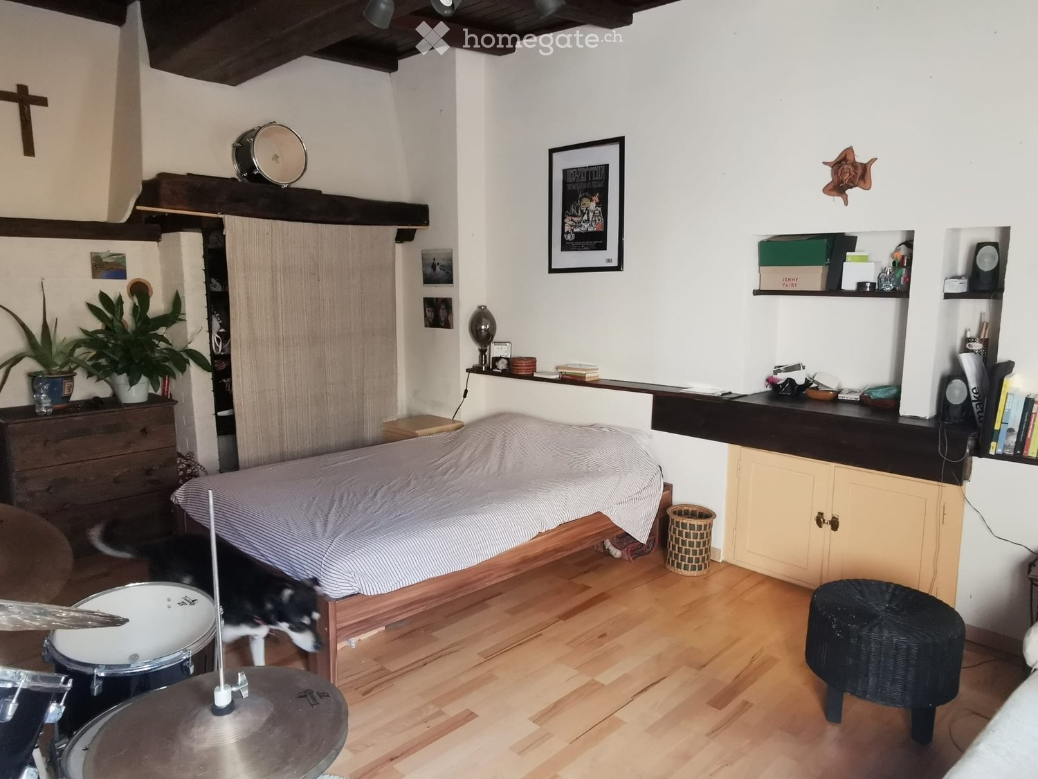 1 room single room