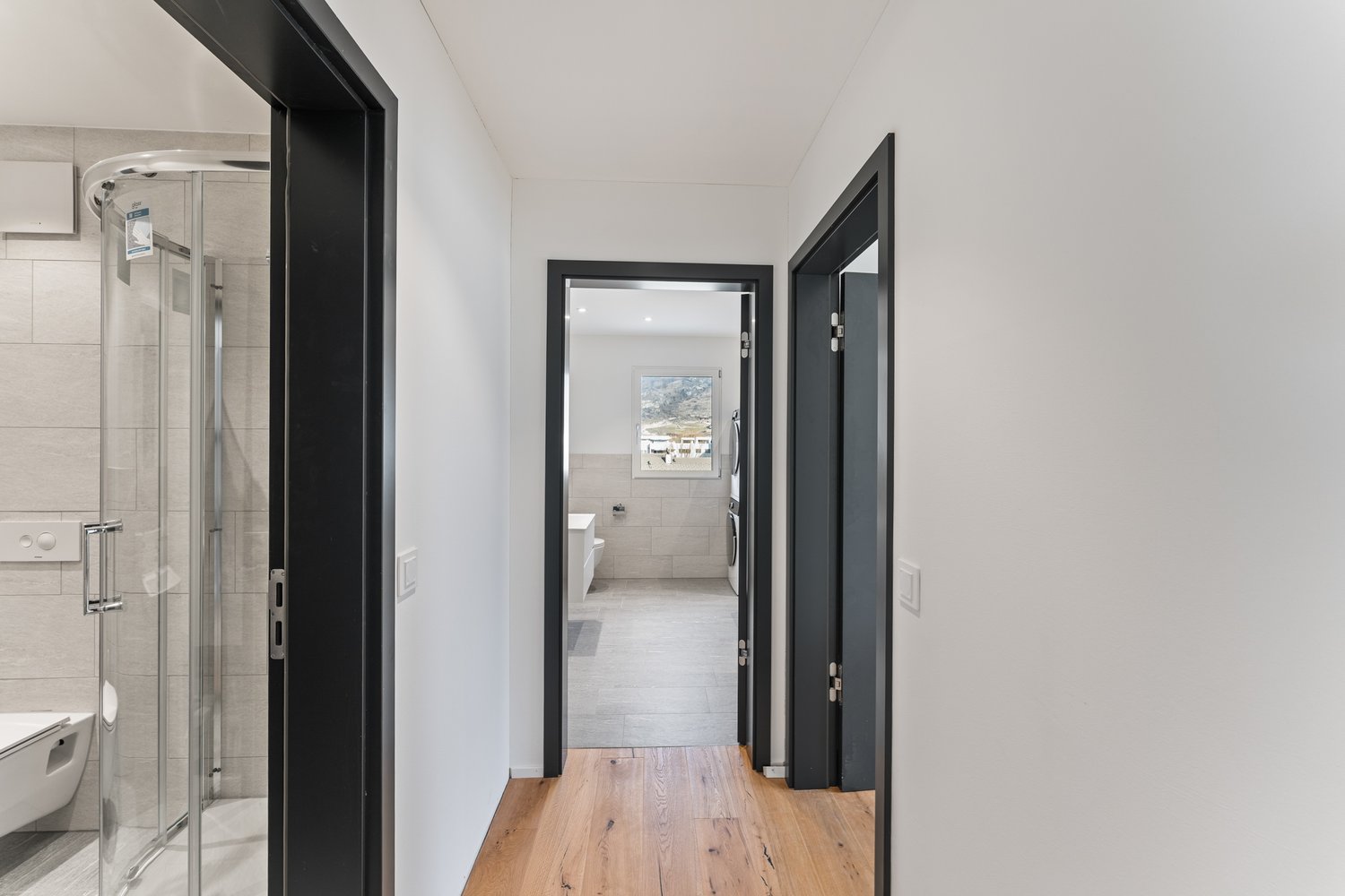 1 room single room