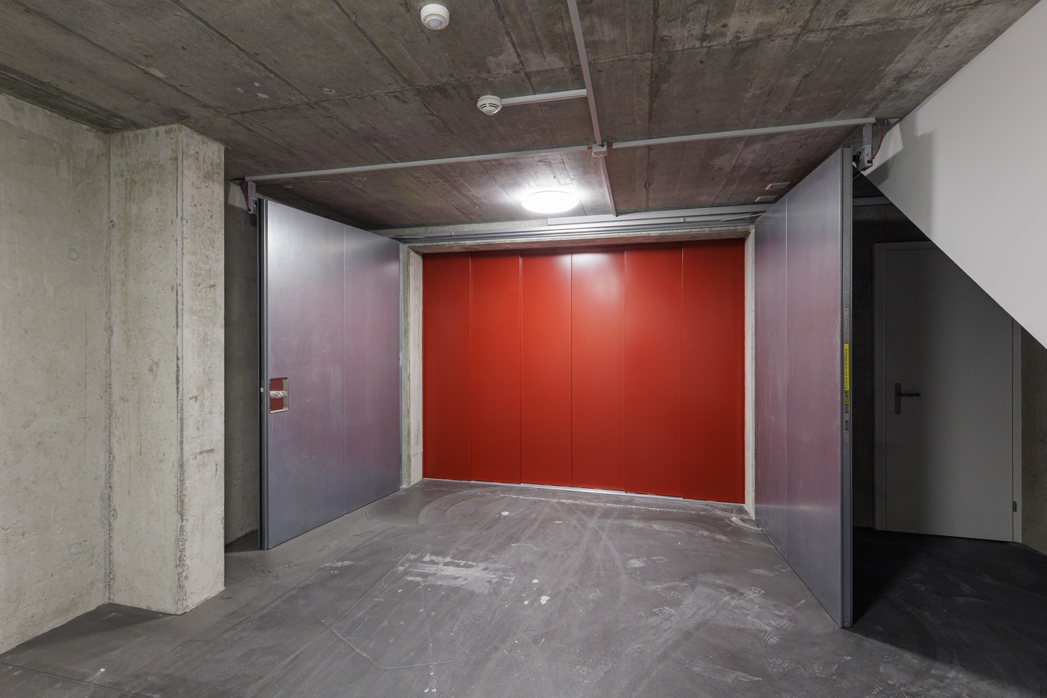 64m² commerciale