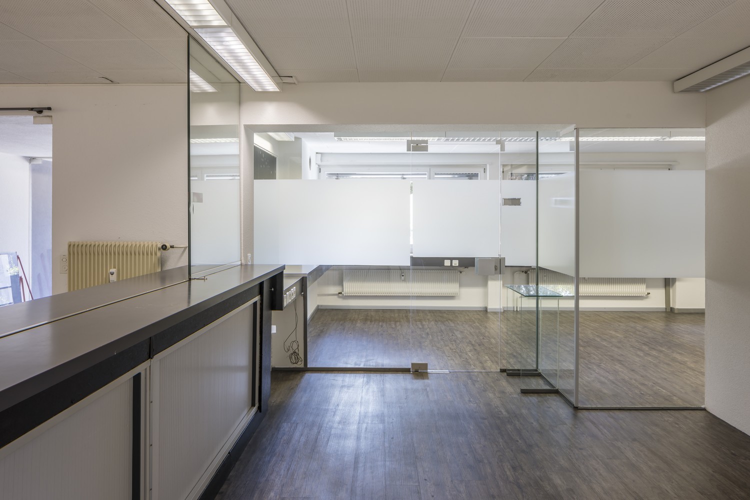 125m² commercial