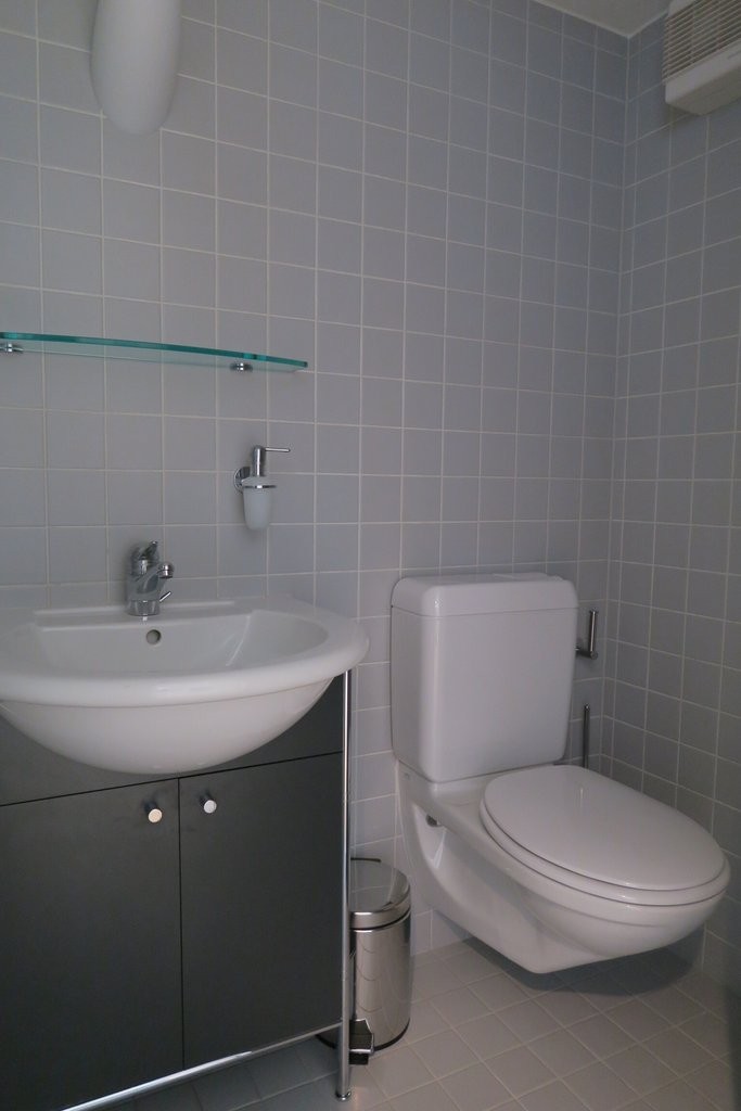 103m² office