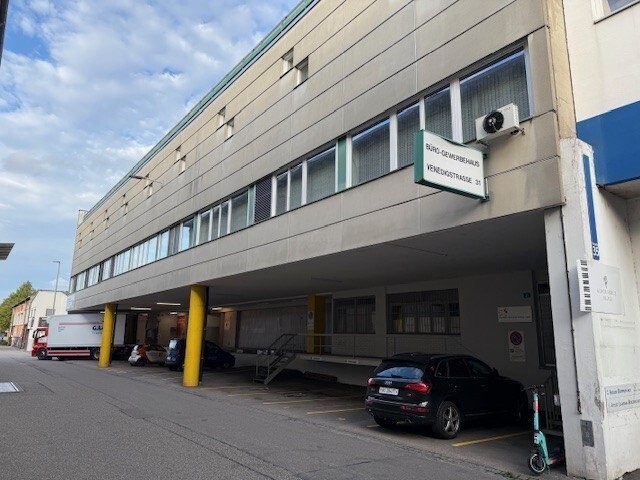 44m² office