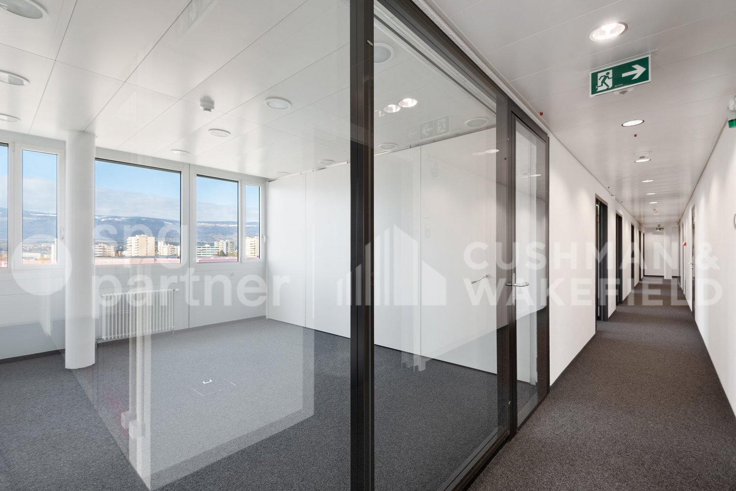 400m² office