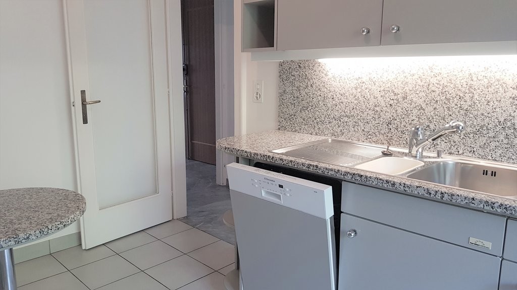 6 rooms apartment