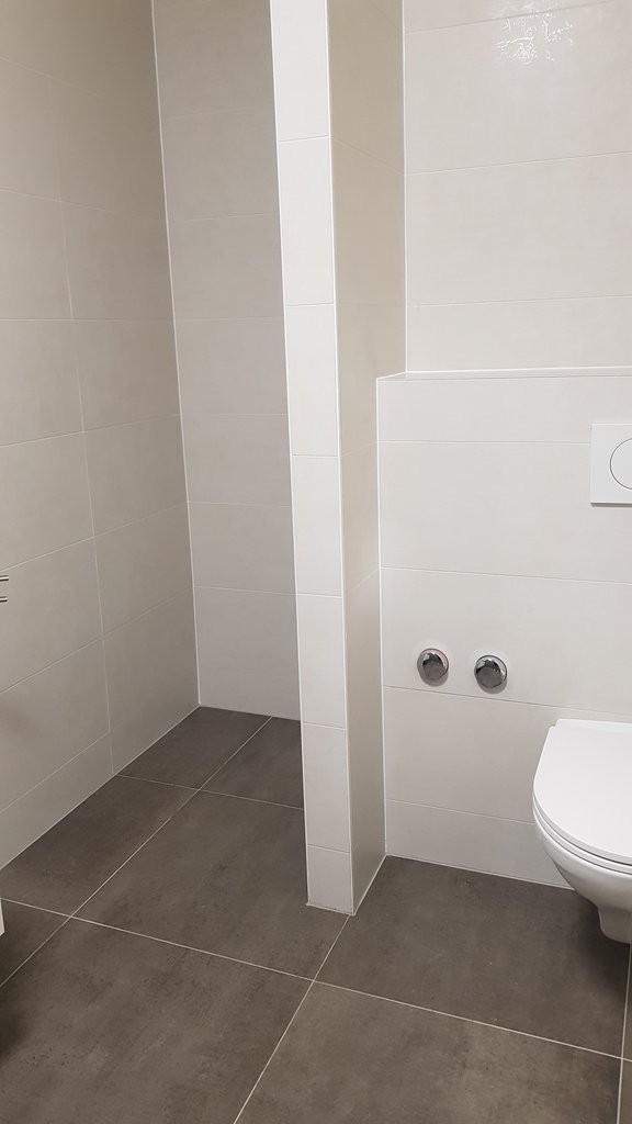 6 rooms apartment