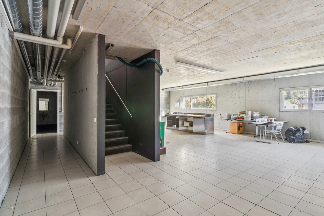 622m² commerciale