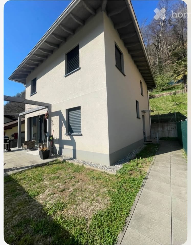 4 rooms single house