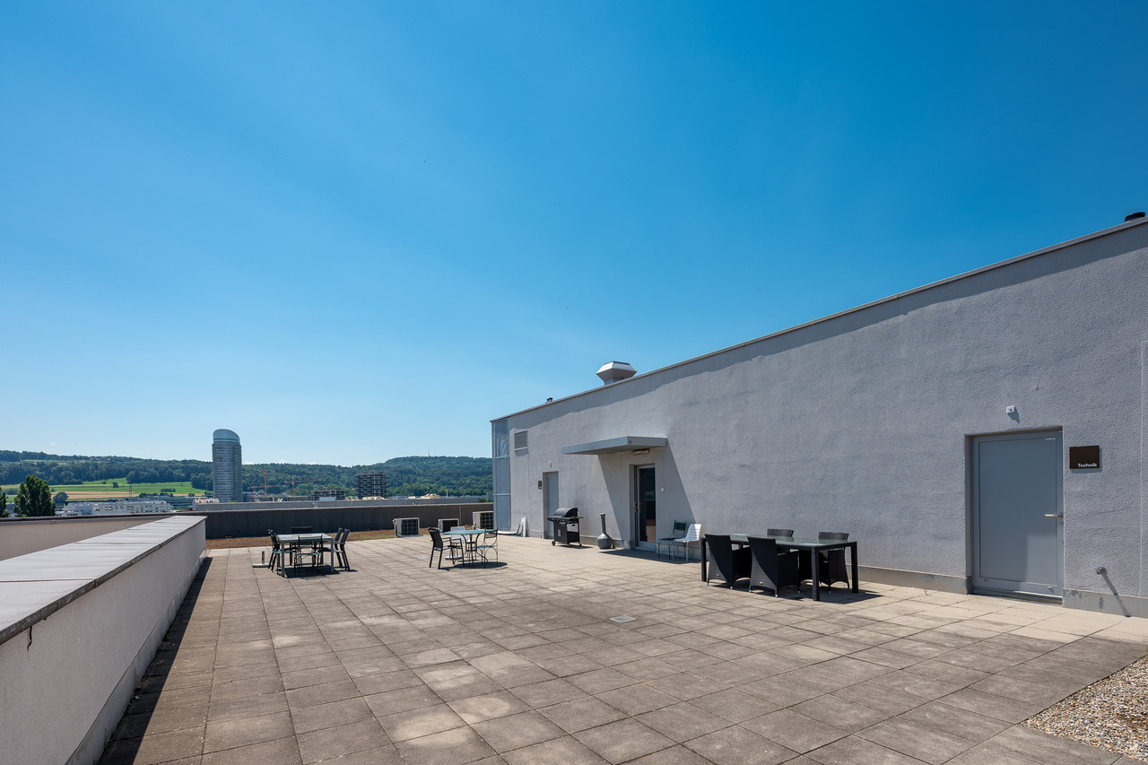 912m² bureau