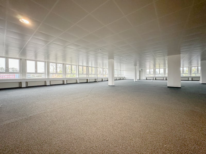 720m² bureau