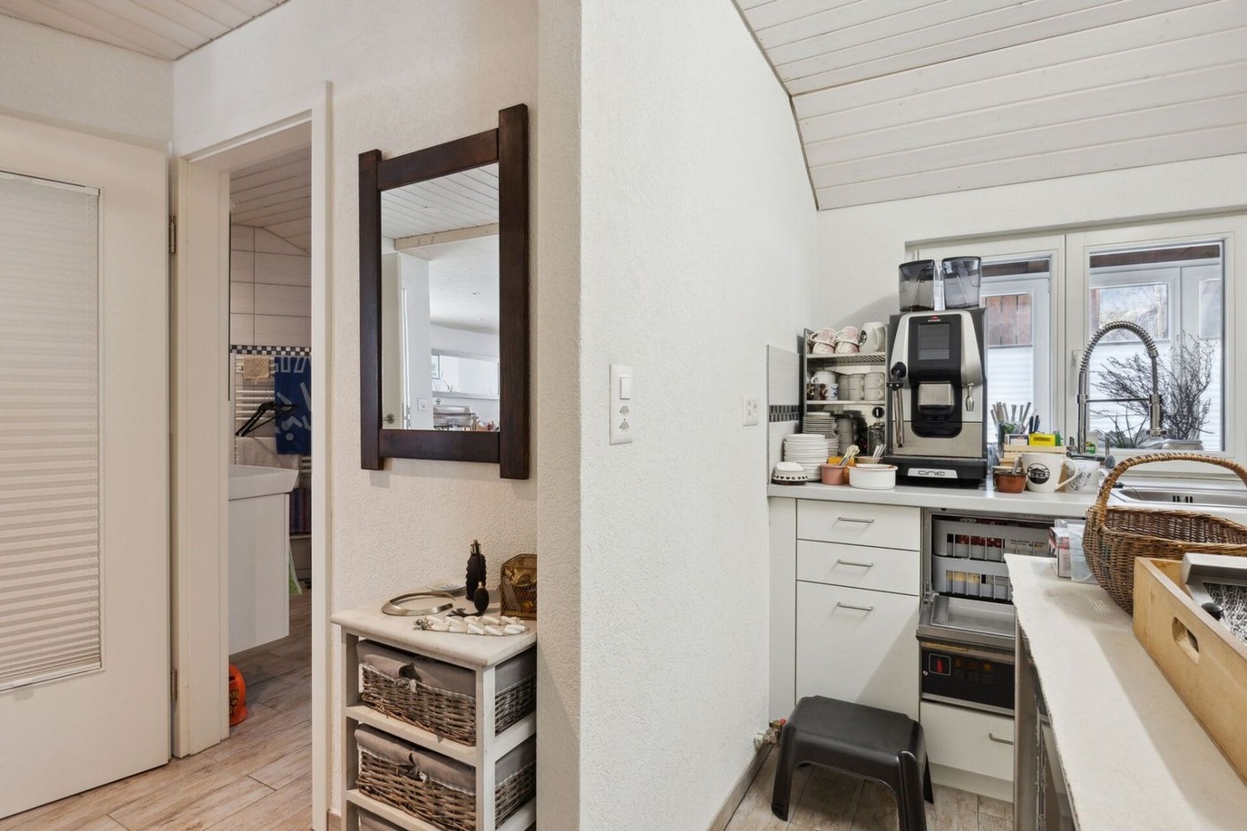 5 rooms single house