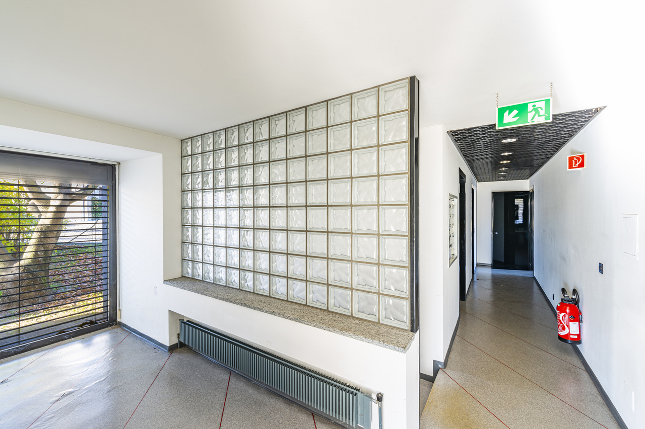4000m² commercial