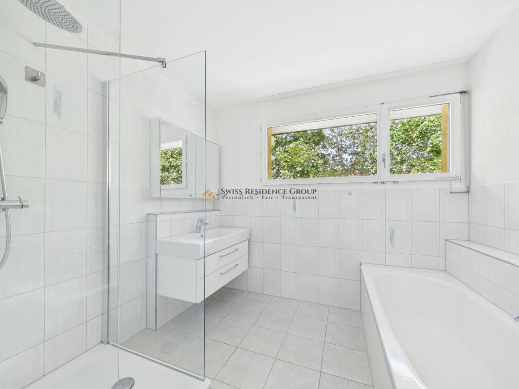 5 rooms apartment