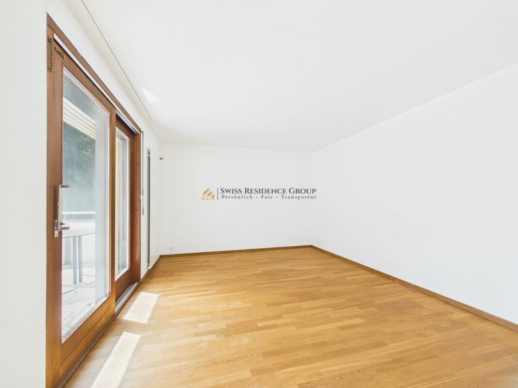 5 rooms apartment
