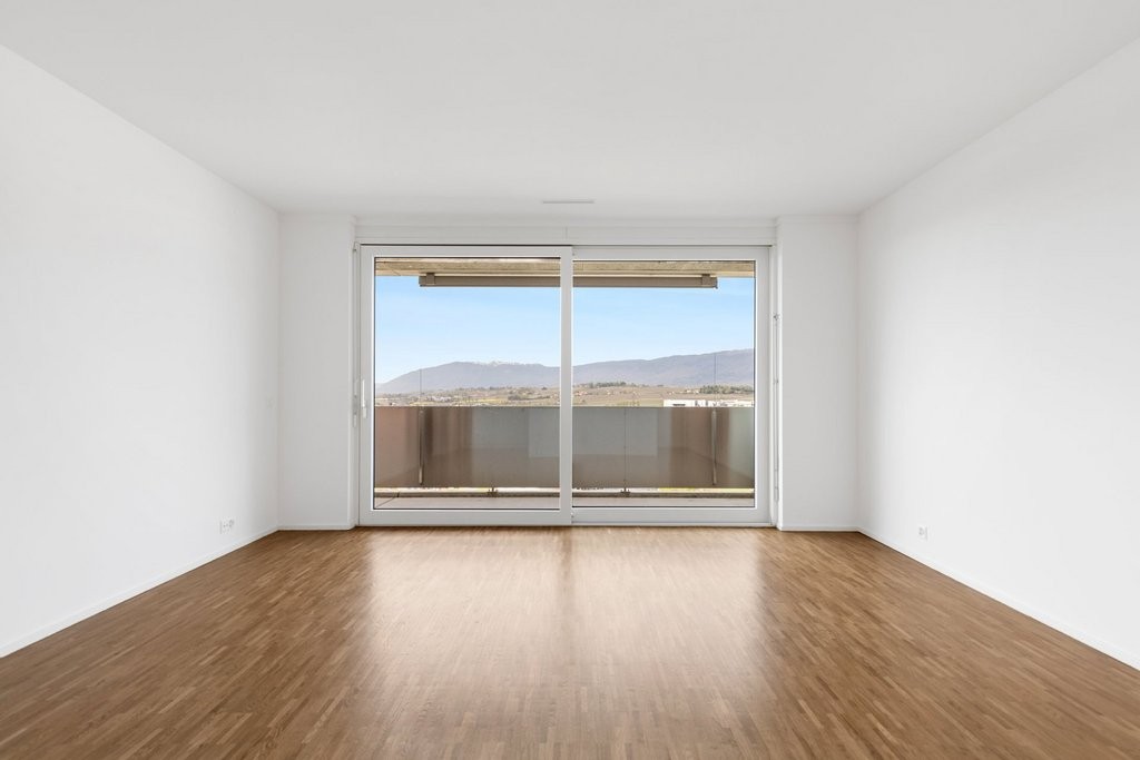 5 rooms apartment