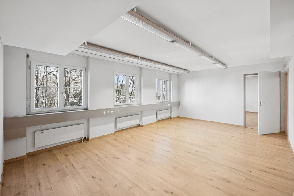 95m² de bureau