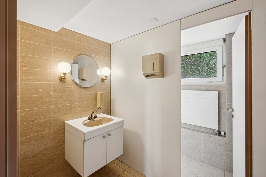 95m² de bureau