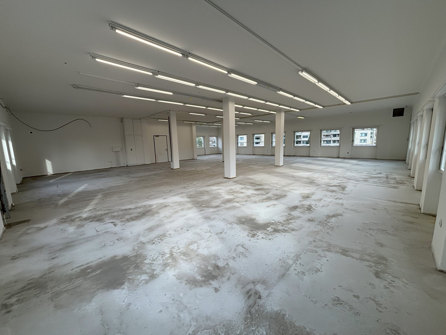 252m² commercial