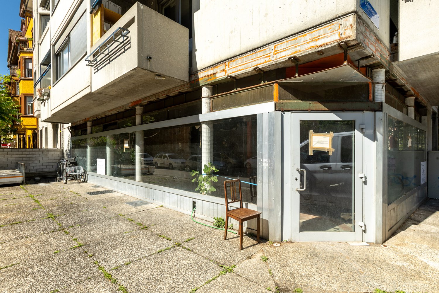 140m² office