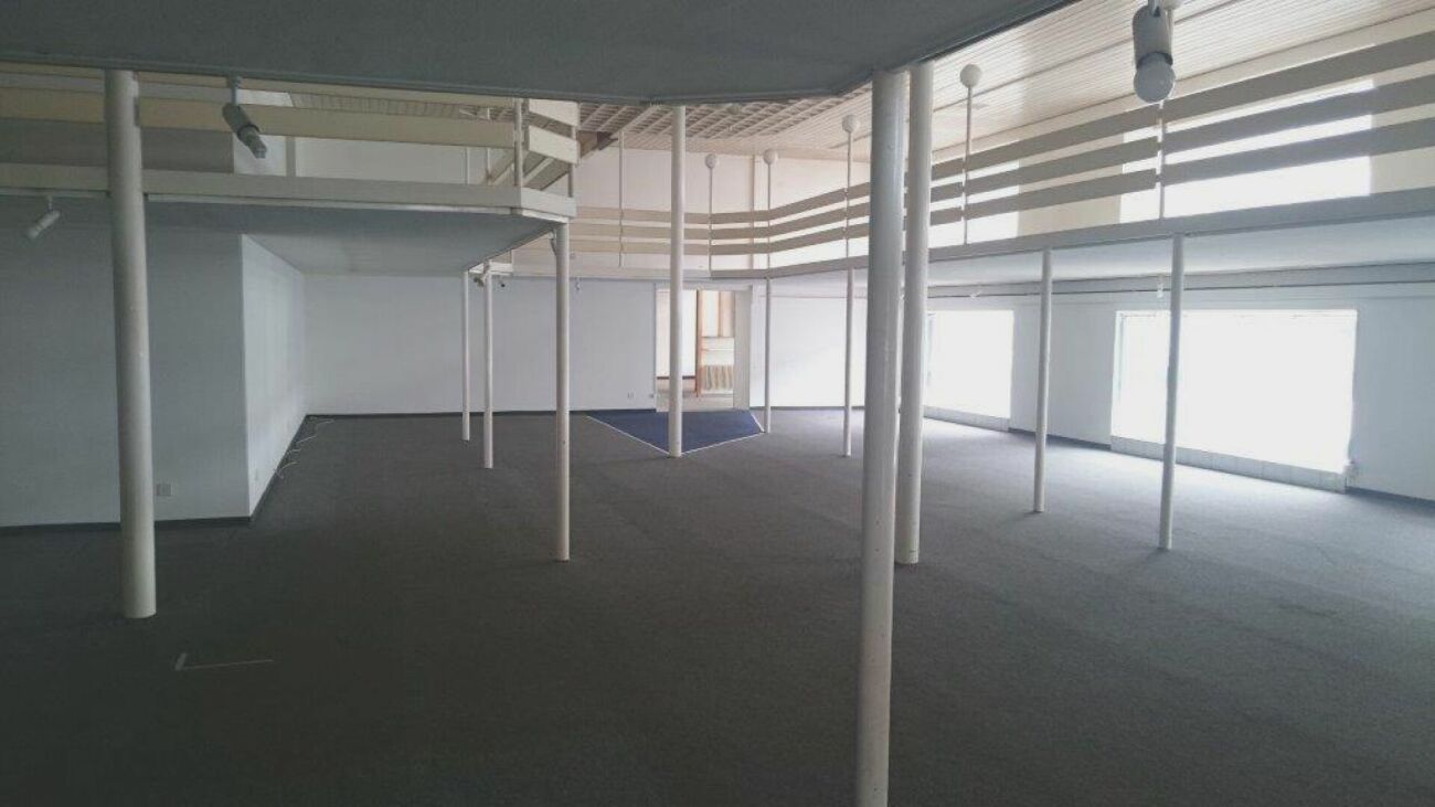 334m² commerciale