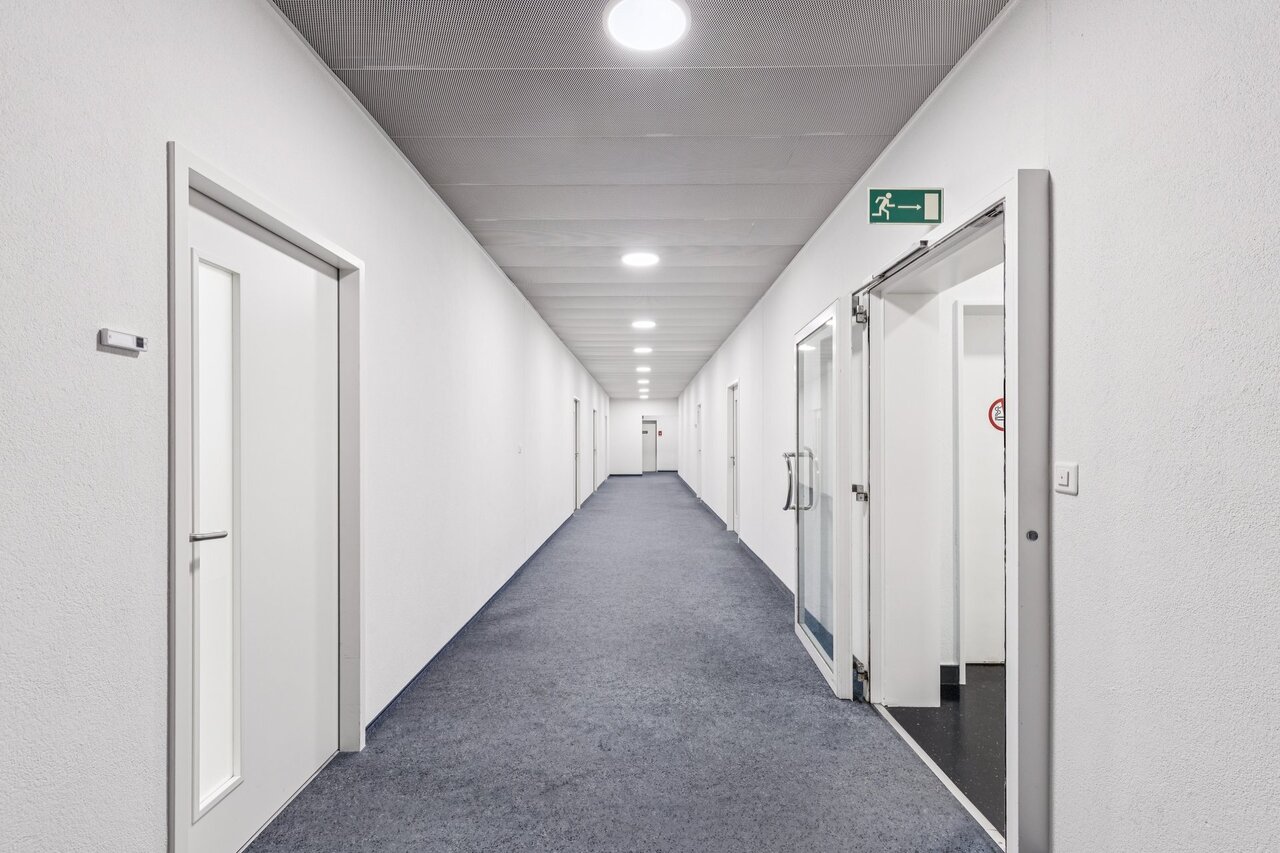 158m² ufficio